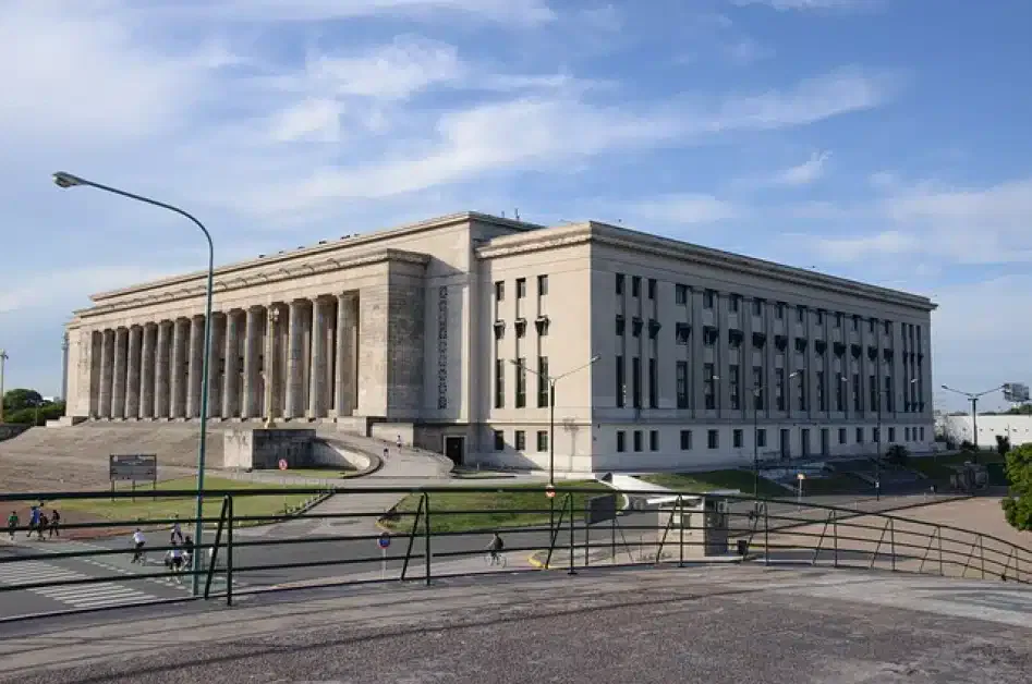 International Faculty Positions in Informatics – Hays, Kansas, United States job with Fort Hays State University | 37335365