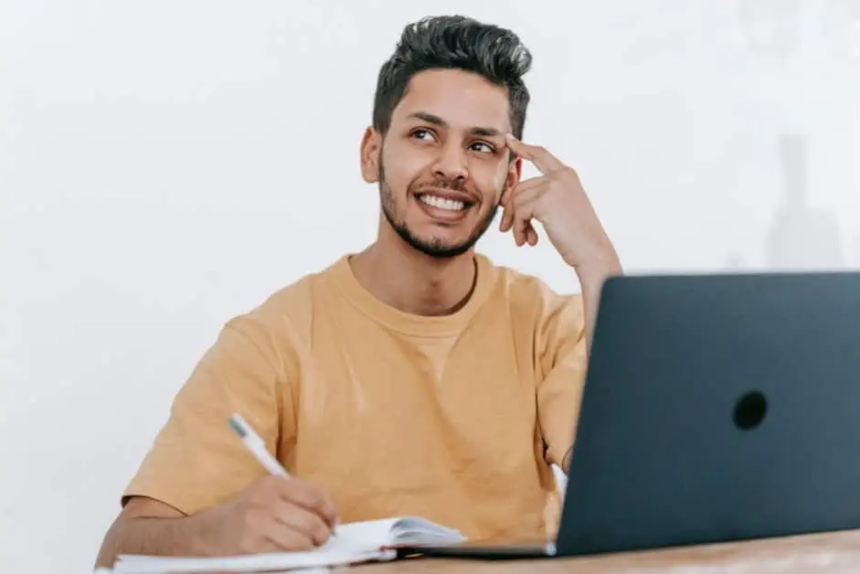Your Path to Becoming a Future Student Advisor in Redfern, Sydney, Australia