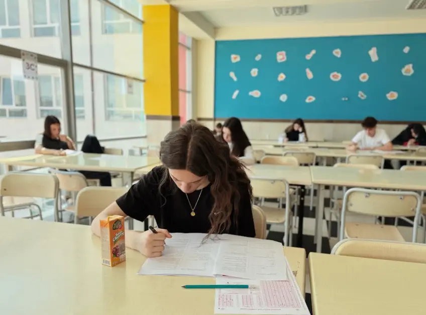 How to Kickstart Your Career as a Student Immigration Compliance Manager in the UK